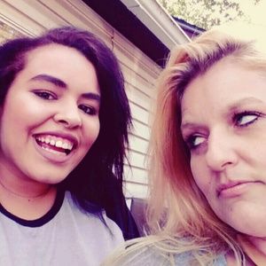 Meet your Posher, Sandra